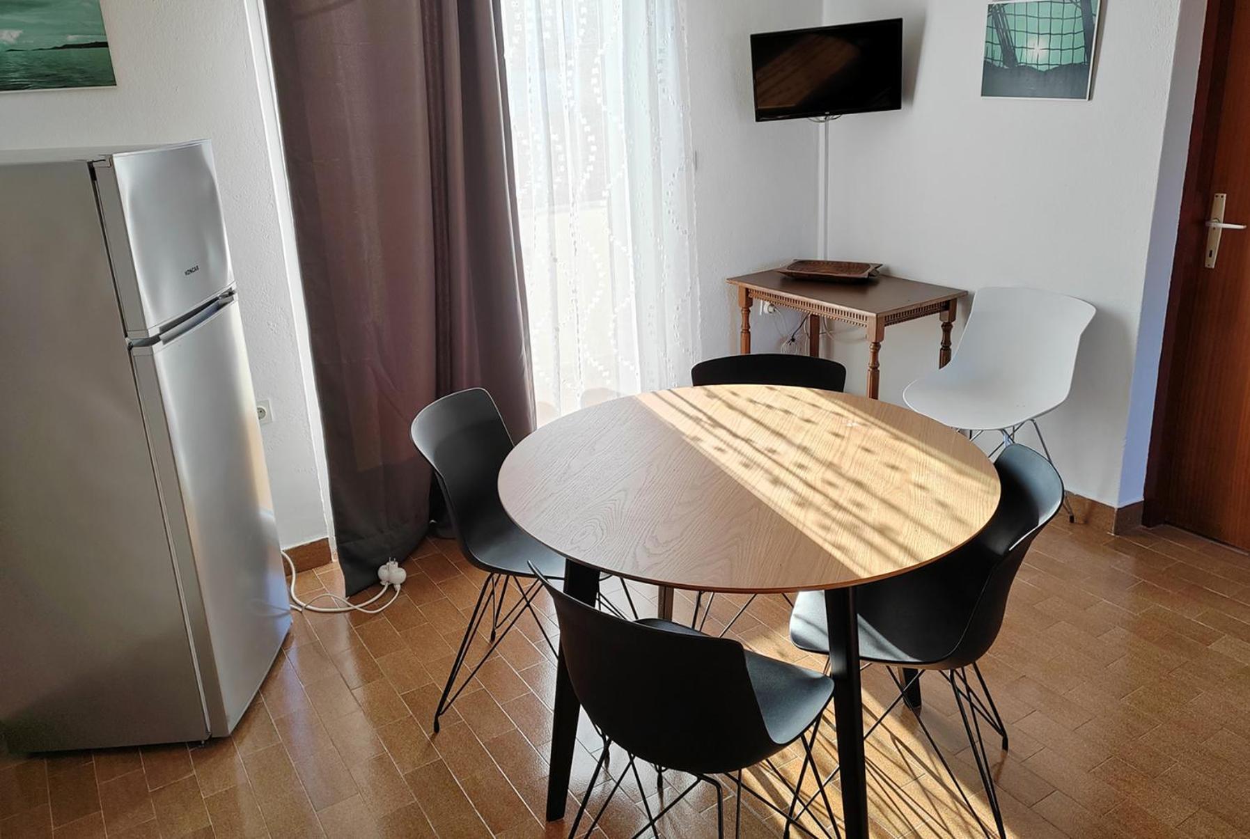 Apartments Lonic Kukljica Extérieur photo