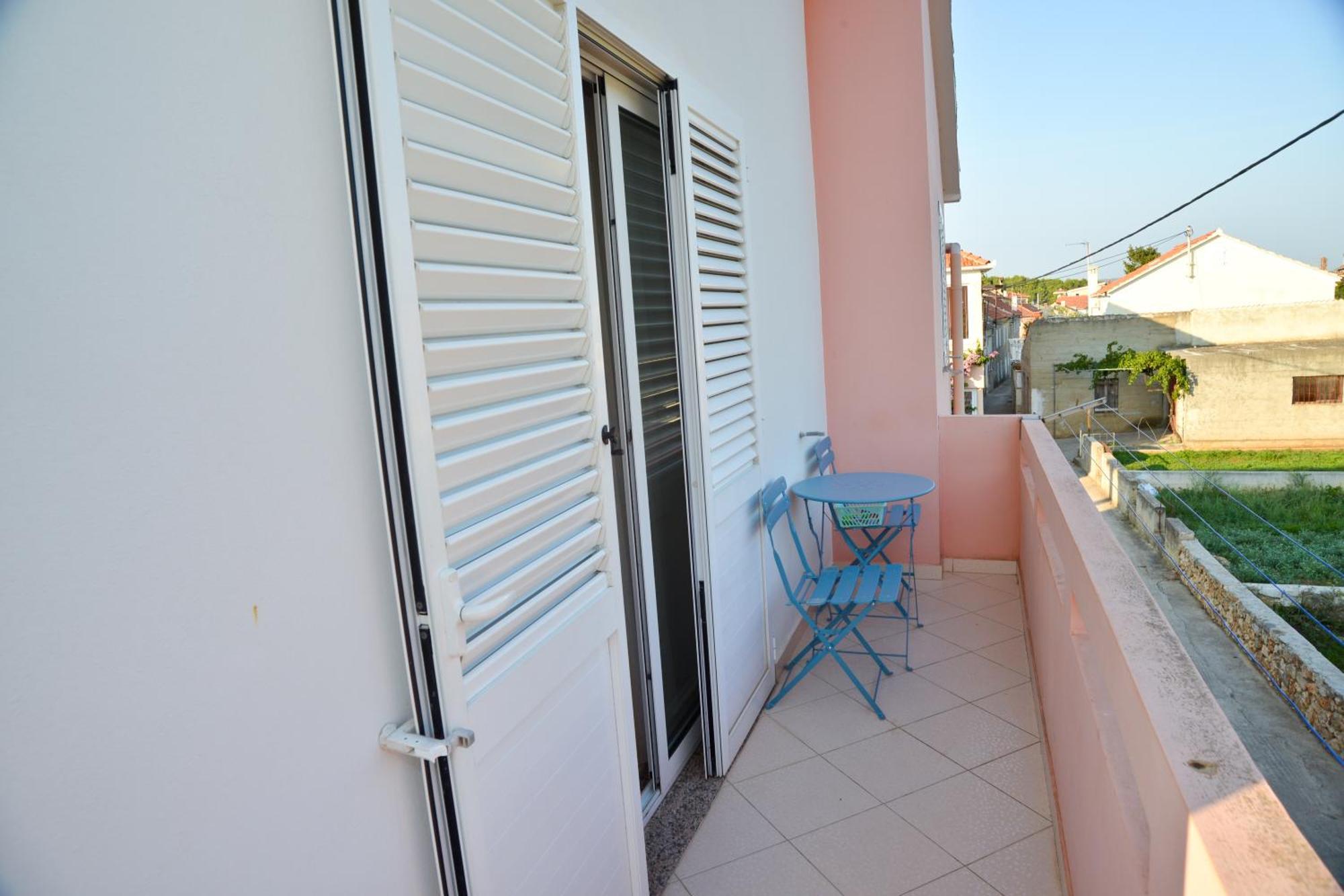 Apartments Lonic Kukljica Chambre photo