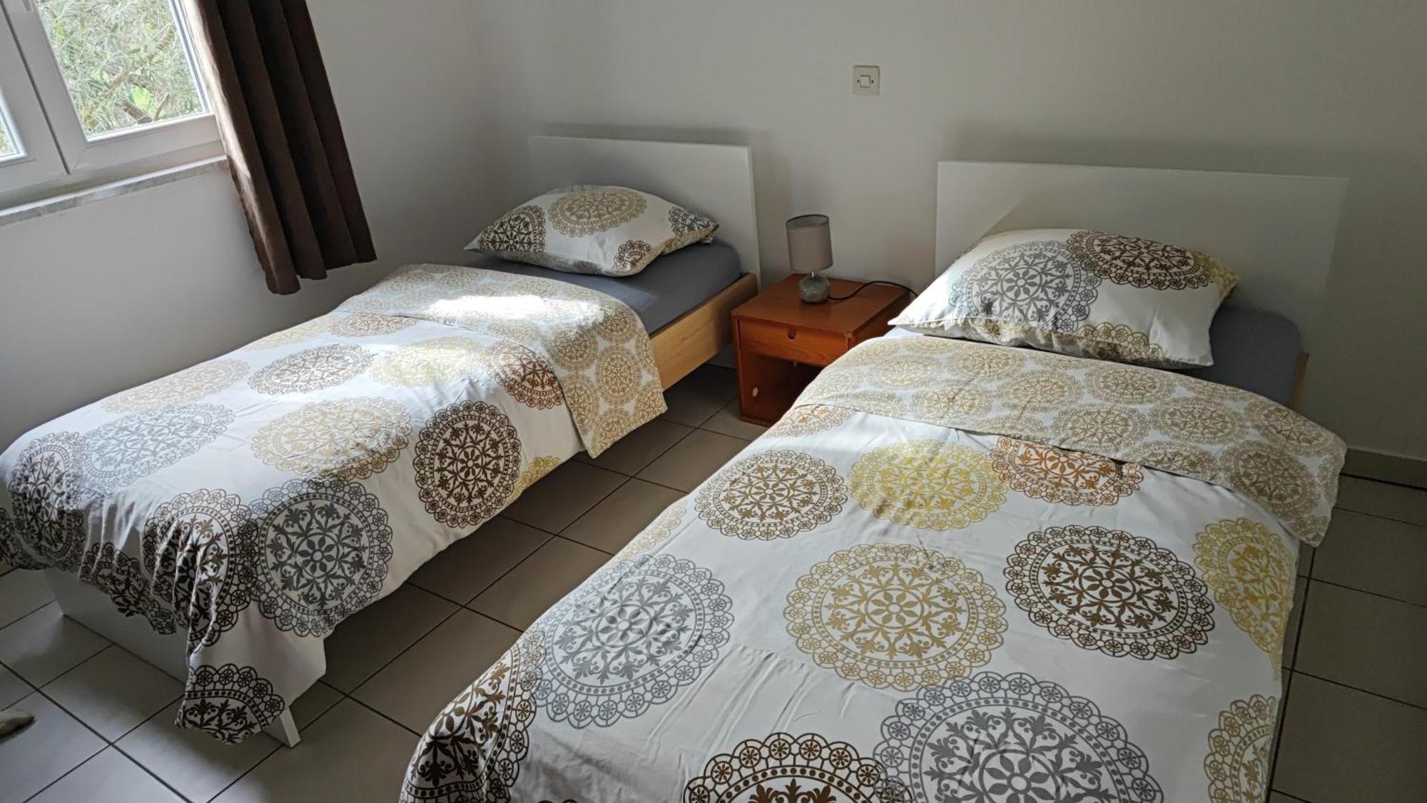 Apartments Lonic Kukljica Extérieur photo