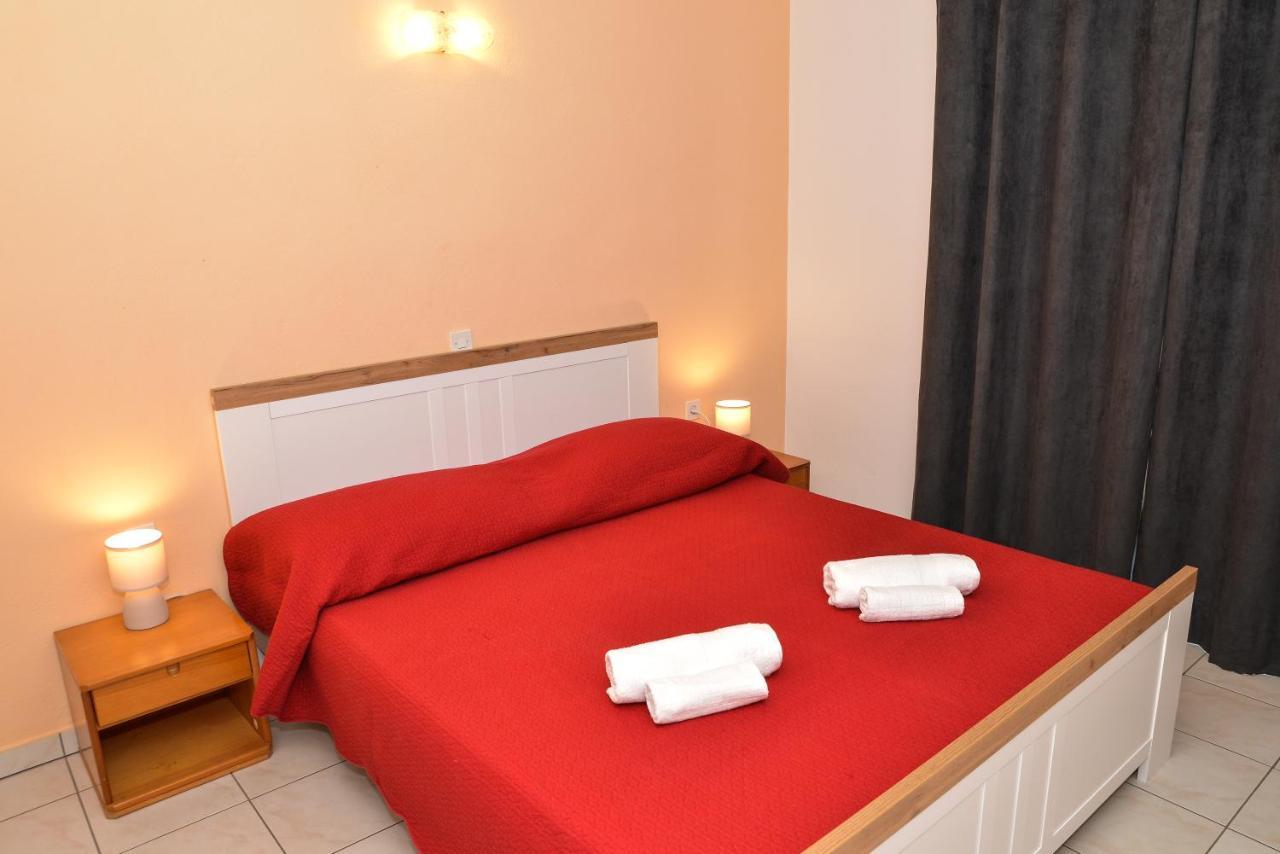Apartments Lonic Kukljica Extérieur photo
